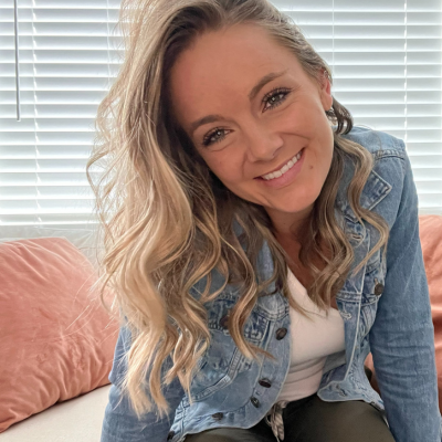 Copy of Chloe Richards Main Image Sizes (1)